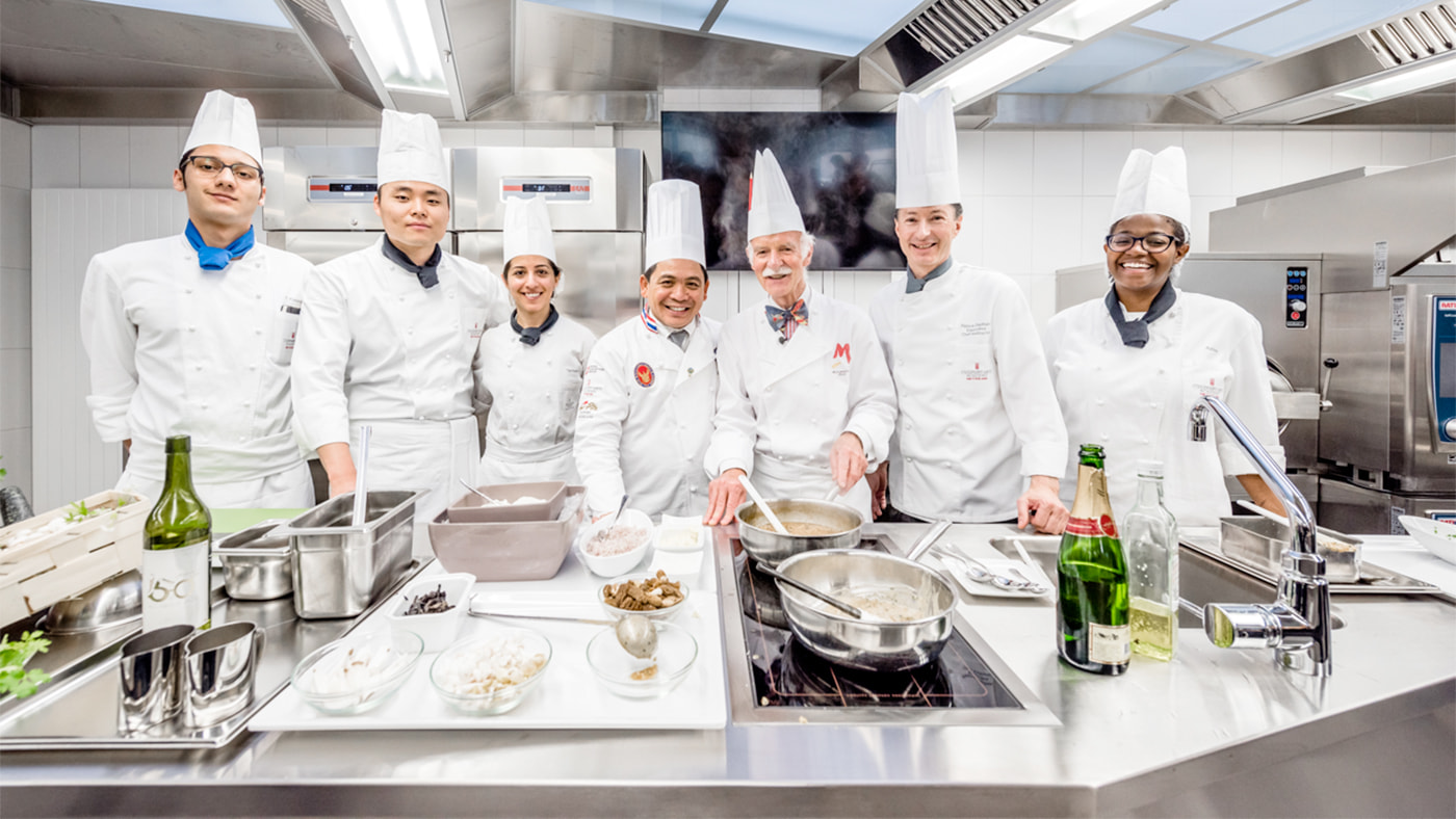 students-in-culinary-arts